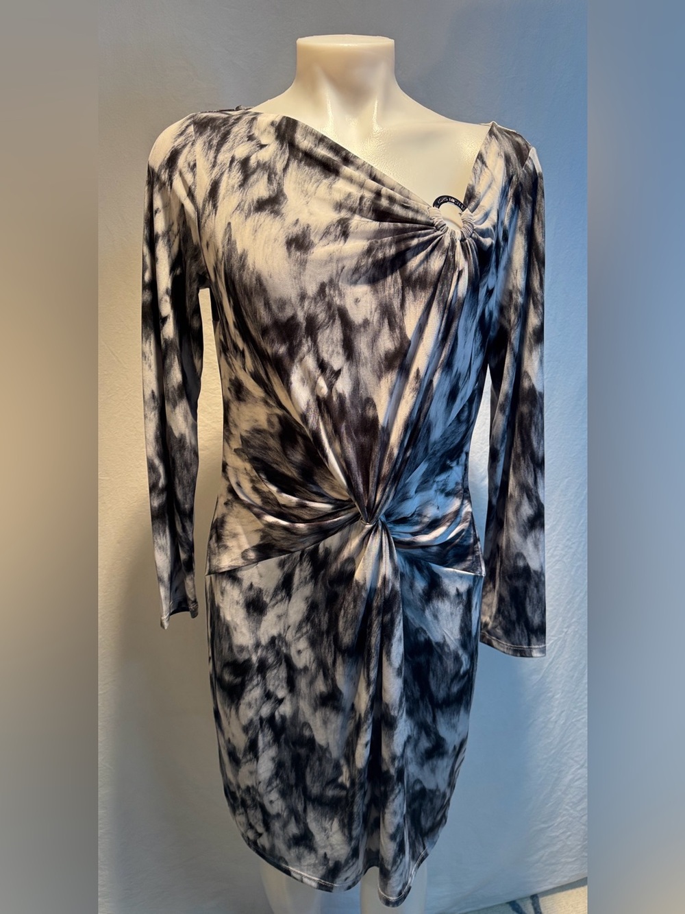 MICHAEL Michael Kors Black and White Twist-Knot Long Sleeve Dress